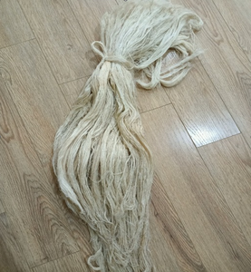 Fibra de Piña Natural Cruda Ecológica de Alta Calidad para Tejido, Manualidades, Hilado y Uso Industrial - Product Image 2