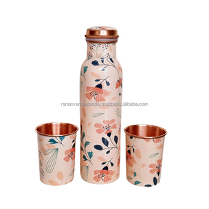 Chất lượng cao Ayurvedic chai đồng & 2 Glass <span class=keywords><strong>Set</strong></span> với Men in BPA free Món quà lý tưởng cho sức khỏe & hydrat hóa ở mức giá tốt - Product Image 3