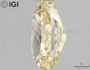 Diamante Cultivado en Laboratorio con Certificación IGI, Color Amarillo Intenso, Claridad VS1, Forma Ovalada, 2.51 Quilates, para un Anillo de Compromiso Perfecto - Product Image 5