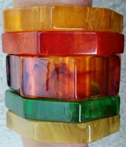 H a CRAFT Fournisseur et Fabricant en Gros de Bracelets en Résine Faits Main, Bijoux Classiques pour Femmes, Vente en Gros, pour Usage Quotidien et Cadeau - Product Image 6