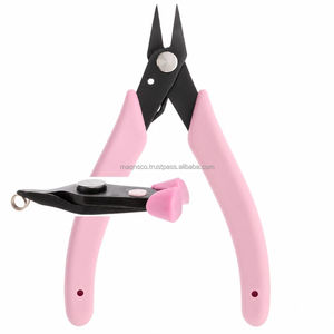Ciseaux à fil et à cordon en acier inoxydable Global Xurom 441 de haute qualité pour une coupe propre dans la couture et l'artisanat - Product Image 4