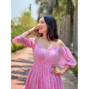 Vestido largo rosa con hombros descubiertos para mujer, vestido largo con volantes escalonados, ropa de verano para fiesta y resort - Product Image 3