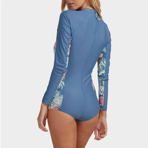 T-shirt de compression à manches longues pour femme, maillot de bain ajusté, vêtement de sport, protection solaire 220g, coupe ajustée - Product Image 2