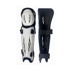 Protections de tibias professionnelles de Muay Thai et de kickboxing avec doublure en gel, protections de tibias personnalisées OEM MMA pour les centres de fitness et les salles de sport - Product Image 5
