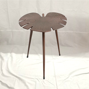 Table basse moderne en métal de luxe pour la maison, décoration intérieure - Product Image 1
