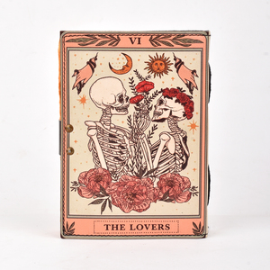 Carnet de notes A5 Gothic Tarot Lovers Diary 100 pages |   Journal à cadenas vintage avec motif floral squelette, cadeau |   Papeterie artisanale de qualité supérieure - Product Image 3