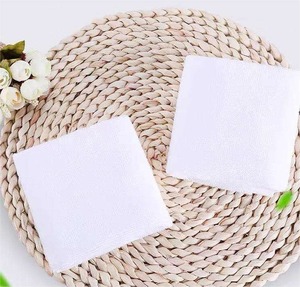 Toallas de Mano de Algodón Blanco al por Mayor, 550 GSM, Toallas de Rizo Absorbentes de Primera Calidad para Hoteles y Restaurantes Comerciales - Product Image 3
