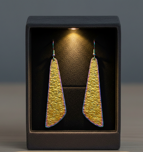 ต่างหูทองเหลืองทรงหยดน้ำทำมือ ดีไซน์เรขาคณิตเคลือบไทเทเนียม PVD สีรุ้ง ทนทานต่อการเปลี่ยนสี สไตล์โบฮีเมียน สำหรับงานปาร์ตี้ของผู้หญิง - Product Image 2