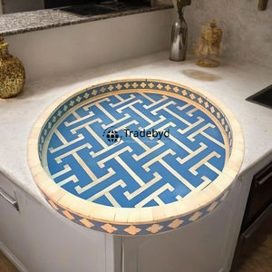 Plateau élégant en os incrusté, accent décoratif pour table à manger Tradebyd - Product Image 2