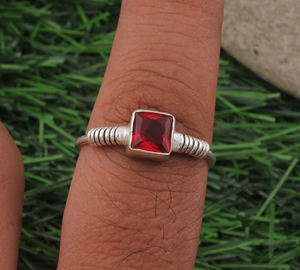 Bague en argent sterling 925 avec grenat rouge naturel pour femme, pierre précieuse ronde taille brillant, cadeau de mariage, fiançailles, anniversaire - Product Image 2