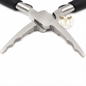 Alicates Clásicos para Extensiones de Cabello con Mango Negro – Herramienta Profesional de Acero Inoxidable para Crimpar y Remover Micro Anillos - Product Image 2