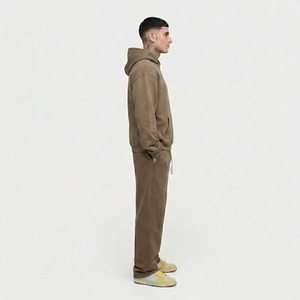 Survêtement marron à capuche pour homme, coupe ample en coton uni, avec poches latérales et cordon de serrage, idéal pour l'automne - Product Image 5