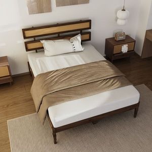 Struttura letto king size in stile bohémien, finitura in legno di noce scuro verniciato, testiera doppia in rattan e legno di pino, finitura in legno di noce scuro verniciato - Product Image 2