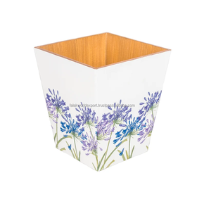 Cubo de basura interior de madera maciza con caja de pañuelos Cubo de basura de forma cuadrada hecho a mano para uso en hoteles y restaurantes por FWE - Product Image 1