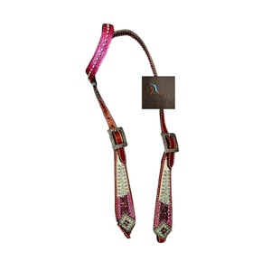 ASHMIRA EQUESTRIAN Ensemble de harnais de poitrail et de têtière à une oreille en cuir marron fait main, orné de cristaux roses et de clous, style Western - Product Image 2