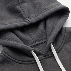 Sweat à capuche personnalisé pour femme en polycoton molletonné, imprimé en relief, brodé, coupe courte Y2K, longueur longue, couleur personnalisable - Product Image 4