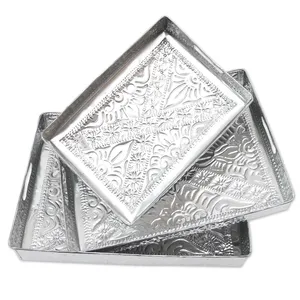 Ensemble de plateaux décoratifs rectangulaires en métal, motif floral gravé, style bohème, design avec poignée, emballage multi-pièces - Product Image 2