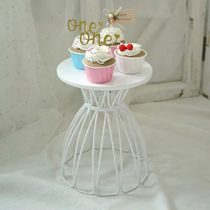 Round Metal decorative <b>Cake</b> <b>Stand</b> White and Black Wire Base Reusable Serving Tray for <b>Cakes</b> Cupcakes Decorative Display Dish - Product Image 2