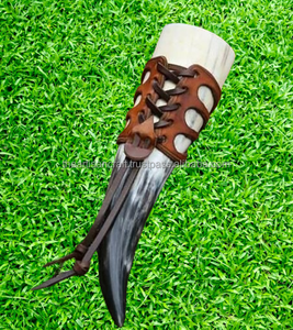 Corne à boire avec support en cuir – Chope en corne de buffle Viking pour bière, hydromel, bière artisanale, articles de bar rustiques et coffret cadeau médiéval - Product Image 5