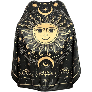 HYSAF APPARELS CO Cape de Coiffure Professionnelle Noire Réglable en Polyester Résistant à l'Eau avec Logo Personnalisé pour la Coupe de Cheveux - Product Image 1