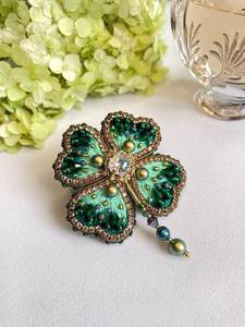 Belle broche brodée de perles, bijoux de mode faits à la main avec des perles de qualité supérieure, cadeau idéal pour toutes les occasions - Product Image 6