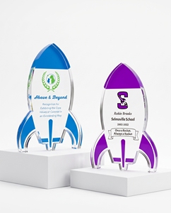 Trofeo de Madera y Acrílico con Diseño de Primera Calidad, Placa con Logotipo Personalizado, Impresión UV en Capas Transparentes que Resaltan la Visión del Cliente, 15-50MM - Product Image 1