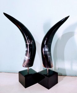 Par de Cuernos de Buey de Alta Calidad Tallados y Pulidos, Decorativos para Sala de Estar y Dormitorio, Ágata - Product Image 3