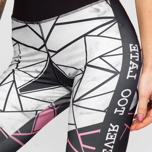 Leggings personnalisés imprimés par sublimation pour filles, à prix abordable, effet seconde peau, pour le sport, le fitness, le yoga, coupe slim capri - Product Image 2