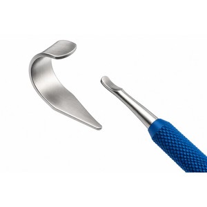 Retractor de Hoja Delgada KASDEN de 6.25in (15.9cm), Instrumento Neuroquirúrgico de Doble Extremo, Zetomed Pro - Product Image 5