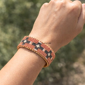 Nouveaux bracelets manchette perlés faits main, design bohème personnalisé, cadeau pour femme, bandes ajustables, AP Curated Couture - Product Image 6