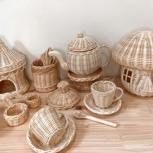 Jouets de cuisine écologiques en rotin pour enfants, fabriqués au Vietnam, pour faire semblant de cuisiner et servir. - Product Image 3