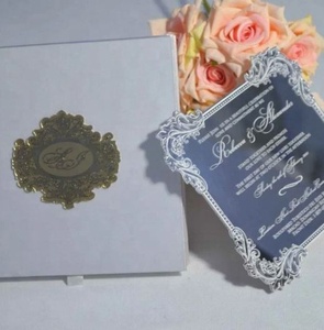 Hermosa Caja de Invitación de Boda de Papel Blanco con Espejo Acrílico, Diseño Clásico Hecho a Mano, Estilo Angela - Product Image 5