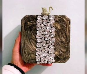 High Quality Eco-Friendly Handmade Bohemian Lady Purse Agate Resin Clutch Finished Pearl Wedding Partyware Anniversary Design - Product Image 1