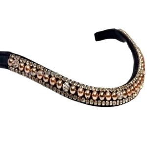 Nuevo diseño hecho a mano con forma curva, banda para cejas de caballo de cuero genuino negro y marrón con perla y cristal de oro rosa - Product Image 1