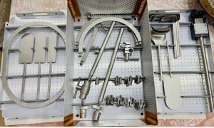 Set de rétracteurs chirurgicaux abdominaux Bookwalter avec boîte de stérilisation pour la chirurgie générale, instruments chirurgicaux réutilisables - Product Image 3