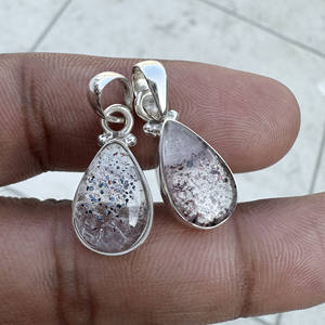 Colgante de Cuarzo Lepidocrocita Natural con Inclusión de Fuego Rojo en Plata de Ley 925, Colgantes de Piedras Preciosas de Cuarzo al por Mayor, Cuarzo Arlequín - Product Image 1