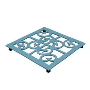 Salvamanteles de Metal Dorado en Forma de Campana de Calidad Premium, con Filigrana Decorativa, Salvamanteles Decorativo para Mesa, Accesorio de Cocina Antiguo - Product Image 3