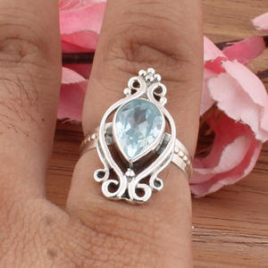 Bague d'anniversaire vintage en argent sterling 925 sertie de topaze bleue, style Art déco, filigrane, bande londonienne, style antique pour femmes - Product Image 1