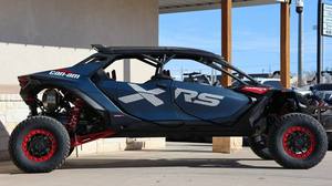 BEST SELLING NEW MAVERICK R MAX X 4WD 4 STROKE ENGINE EPA EEC CERTIFIED SMARTSHOX 999T DCT <b>UTV</b> - Product Image 2