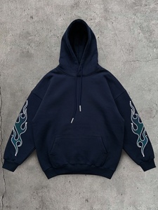 เสื้อฮู้ดดี้พิมพ์ลายตามสั่งขายส่ง ผ้าฟลีซหนานุ่ม สำหรับผู้ชายและผู้หญิง แบรนด์แฟชั่น - Product Image 1