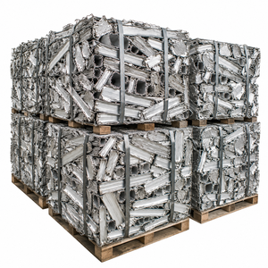 Chatarra de aluminio perfilado para ventanas industriales 6063, clasificada, suministrada en pacas comprimidas para reutilización con manipulación cuidadosa - Product Image 6