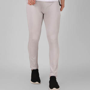 Combinaison d'entraînement de maternité haut de gamme pour hommes |   Ensemble de performance gris pierre minimaliste pour entraînement sportif urbain avec cordon de serrage - Product Image 6