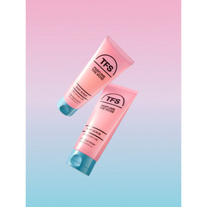 Exfoliant parfumé pour le corps The Face Shop the Rose 170 g - Product Image 1