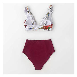 ชุดว่ายน้ำทูพีซไล่เฉดสีพระอาทิตย์ตก ดีไซน์เปิดหลังพร้อมช่องเว้าด้านข้างและรายละเอียดสายรัดสุดหรู เหมาะสำหรับแฟชั่นบิกินี่ในฤดูร้อน - Product Image 6