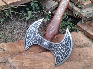 STEEL CRAFT INTERNATIONAL Hache à double tête en acier au carbone forgé à la main, 18 pouces, manche en bois de frêne pleine longueur, qualité DIY, ODM 1 - Product Image 4