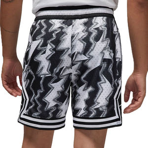 กางเกงขาสั้นตาข่ายพิมพ์ลายทั้งตัวสำหรับผู้ชายฤดูร้อนแบบขายส่งตามสั่ง - Product Image 2