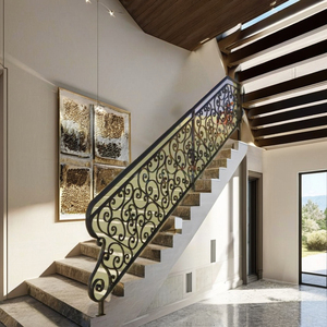 Rampe d'escalier en fer forgé sur mesure pour escalier, design de rampe durable avec marches décoratives pour usage intérieur - Product Image 1