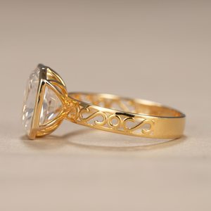 Royal Style 2.01CT Radiant Cut Diamond Art Deco Band <b>Ring</b> Lab Grown 14K Yellow Gold Wedding Bridal Gift For Promise Charms - Product Image 2