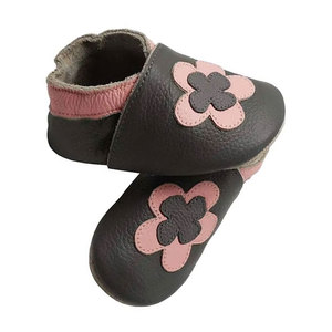 Zapatos de cuero para bebés, primeros pasos, suaves, para niños y niñas, pantuflas para niños pequeños con suela de gamuza en venta - Product Image 2