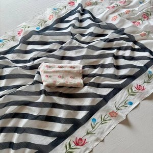 Sari de Lino y Algodón de Diseño para Mujer, Estampado Floral a Rayas, Informal, para Oficina, Uso Diario, Sari Étnico con Blusa - Product Image 2